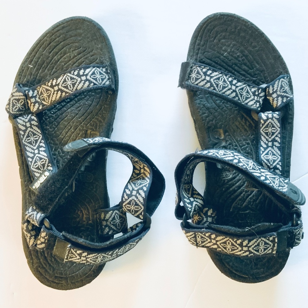 Teva sandals - size 8